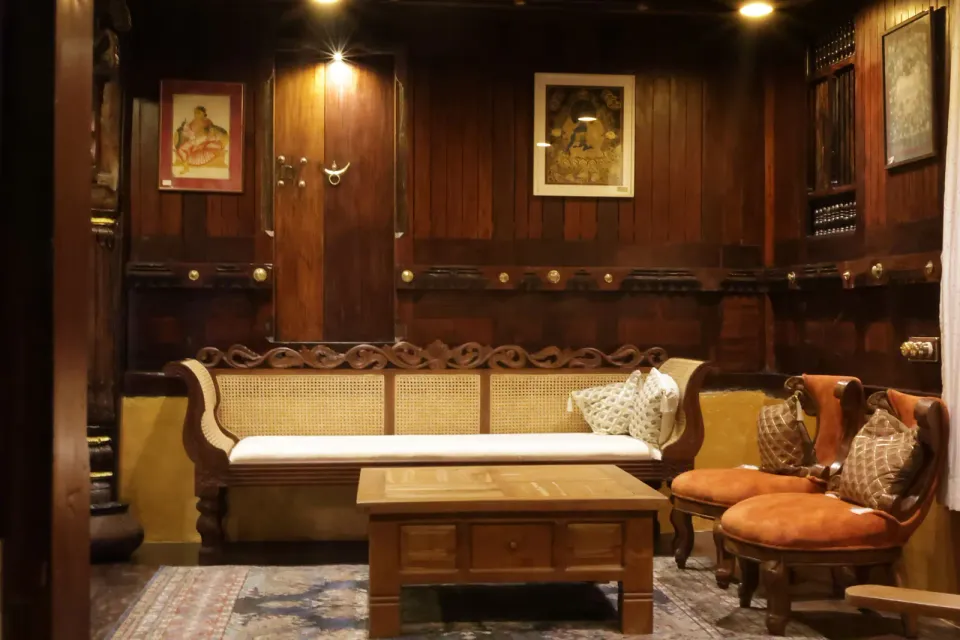 Sofa Sets at the Heritage Arts gallery